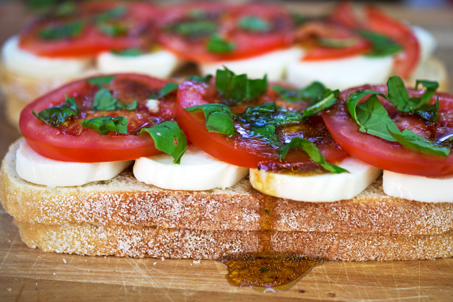 caprese-sandwich-4