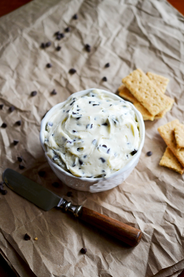 choc-chip-cream-cheese-dip-4